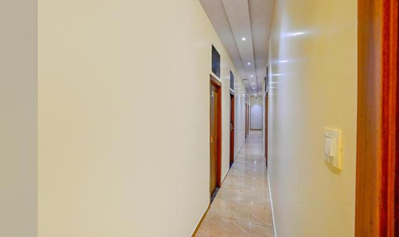 فندق Fabexpress Colaba Grand مومباي المظهر الخارجي الصورة