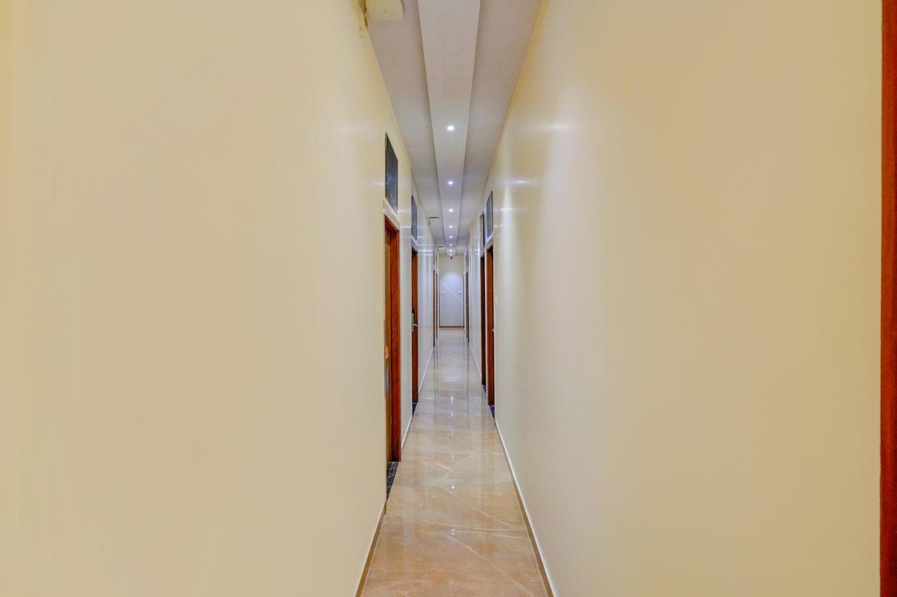 فندق Fabexpress Colaba Grand مومباي المظهر الخارجي الصورة